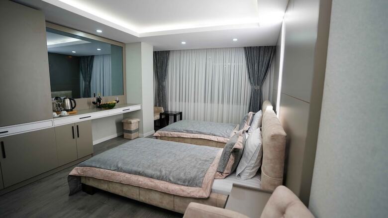 Aura Marina Hotel