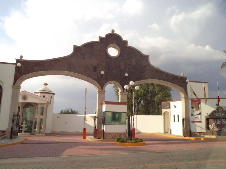 Hotel Real De San Jose