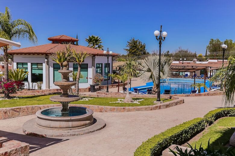 Hotel Real De San Jose