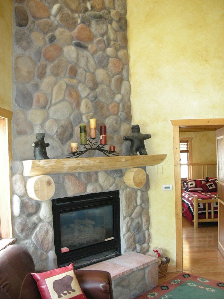 Snow Bear Inn