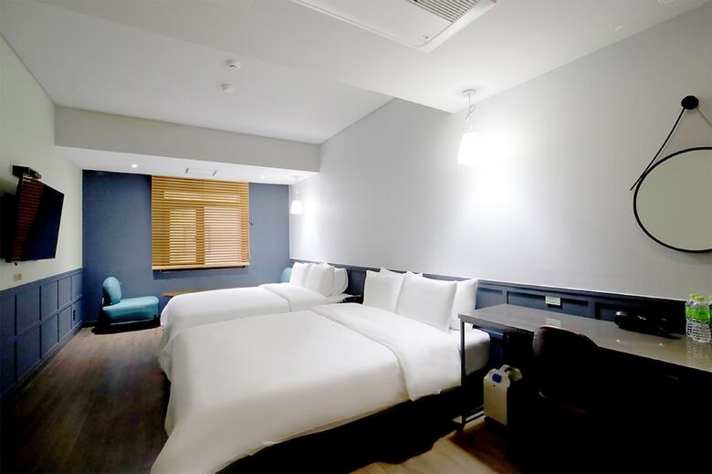 Hound Hotel Seomyeon 1st Street