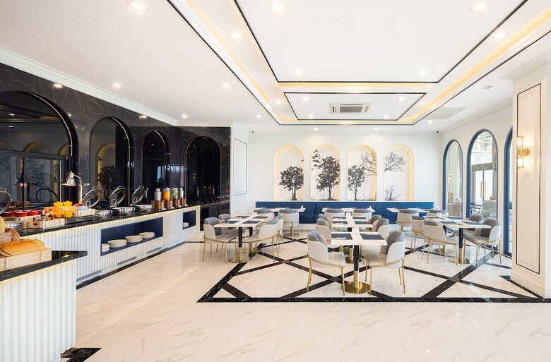 Eastin Hotel Vientiane