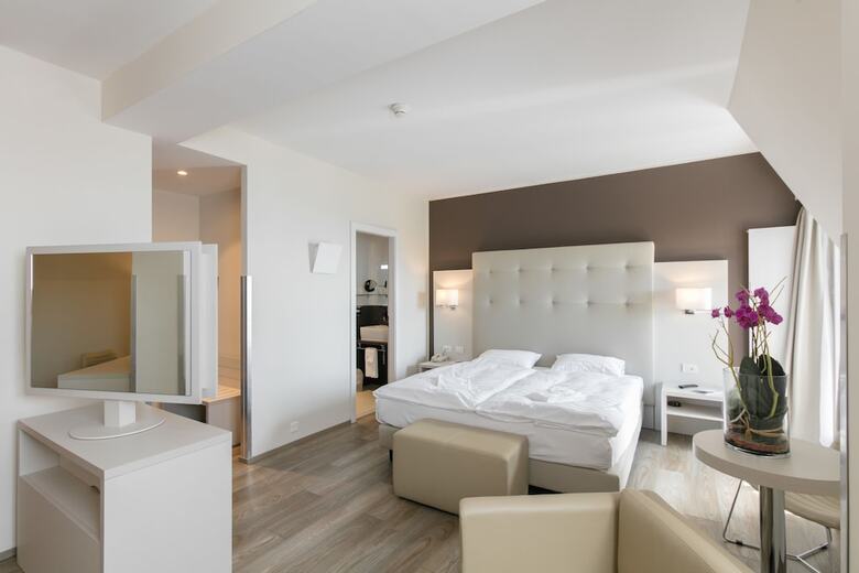 Hotel H�tel Pr�alpina