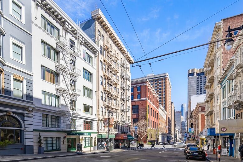 Fitzgerald Hotel