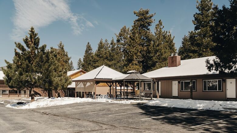 Hotel Vintage Lakeside Inn