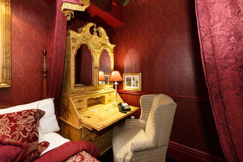 Bed & Breakfast Boggs Mansion