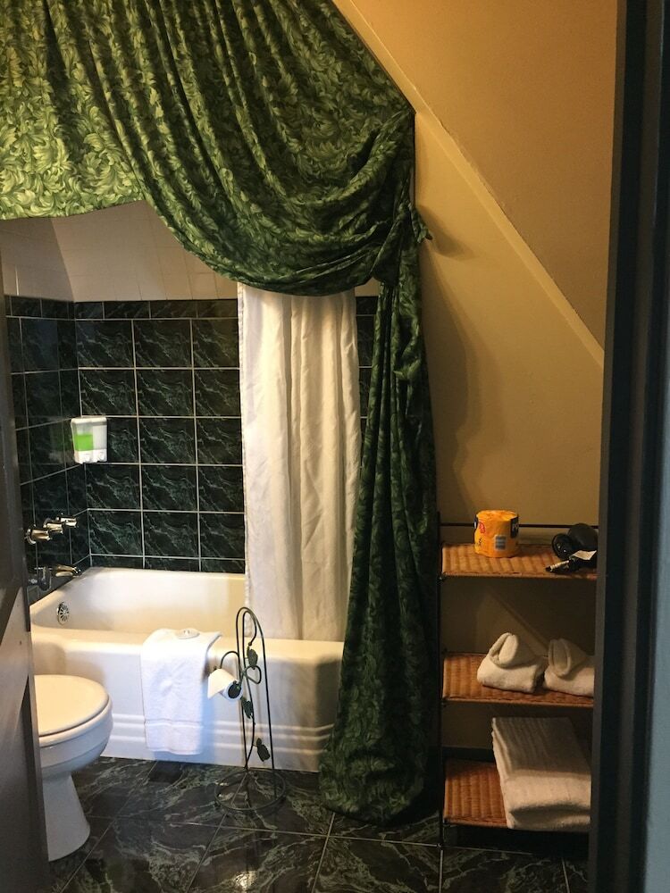 Bed & Breakfast Boggs Mansion