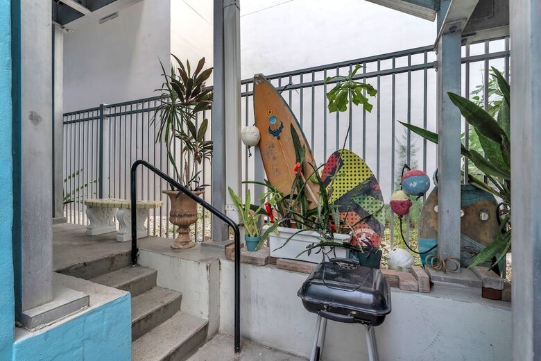 The Coral House Motel