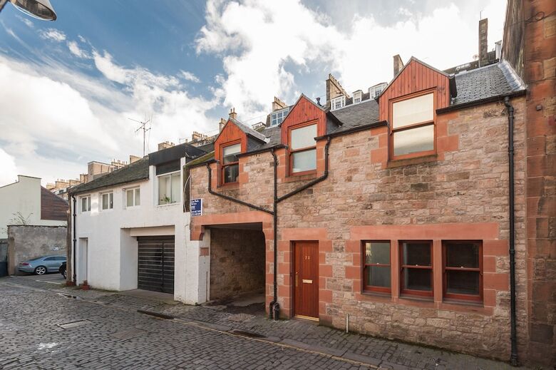 City Retreat Edinburgh