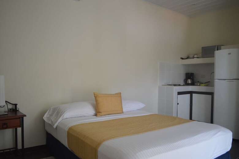 Hotel Flor Blanca