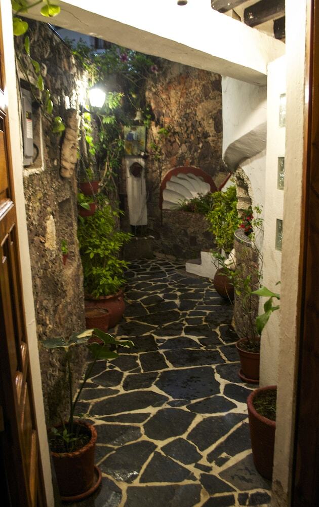 Hotel Mi Casita