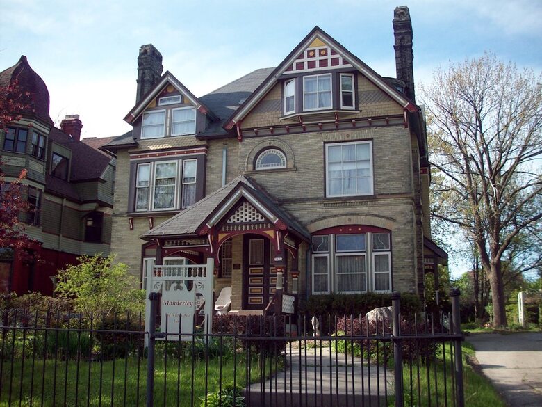 Manderley Bed And Breakfast