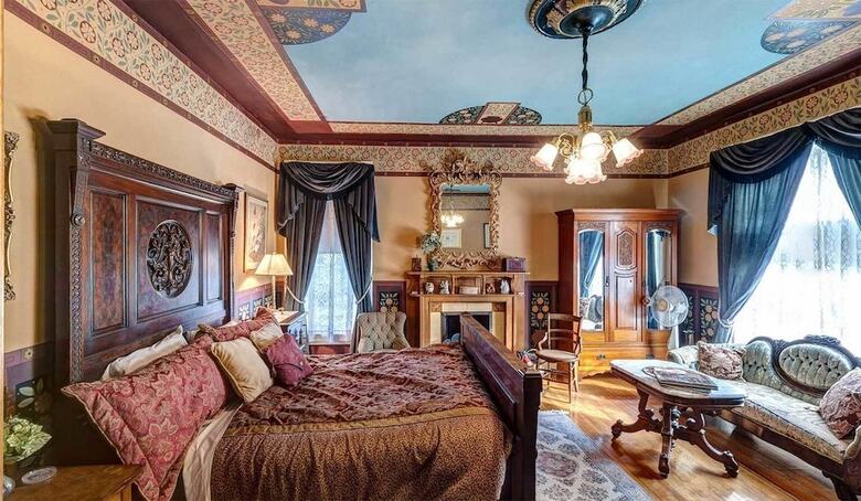 Manderley Bed And Breakfast