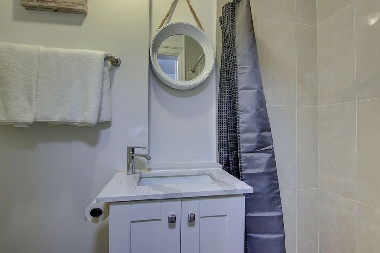 Spadina Guesthouse
