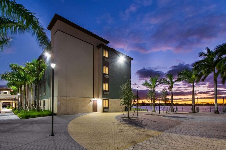 Hotel Woodspring Suites Miramar