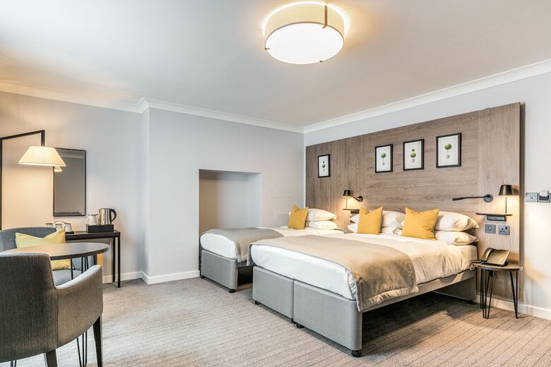 Posada The Princes Square Hotel