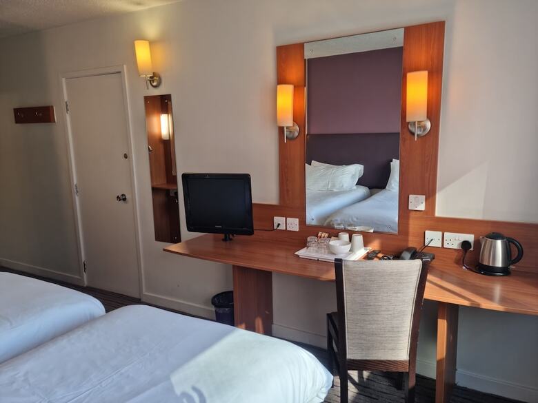 The Clyde Hotel