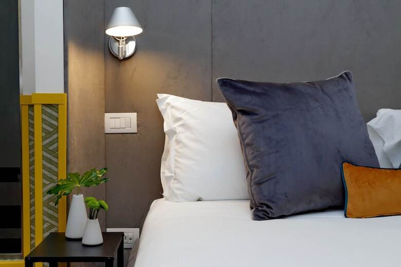 Roma Five Suites