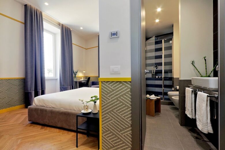 Roma Five Suites