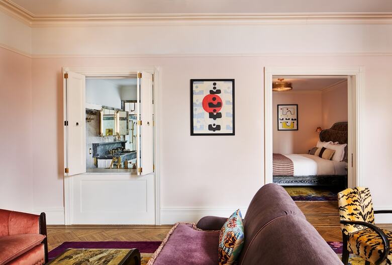 The Hotel Chelsea