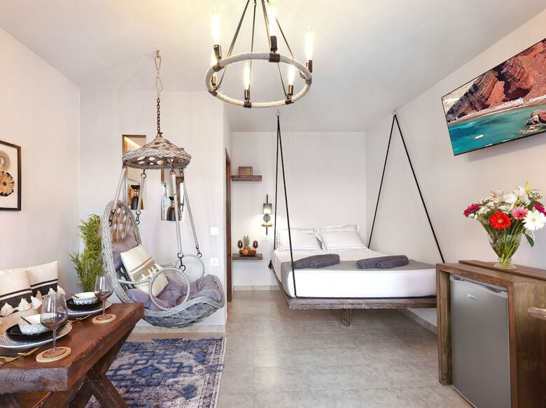 Secret Gem Suites