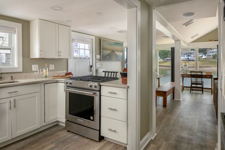 The Onset Beach Compound-cape Cod Beach Resort & Oceanic Habitat