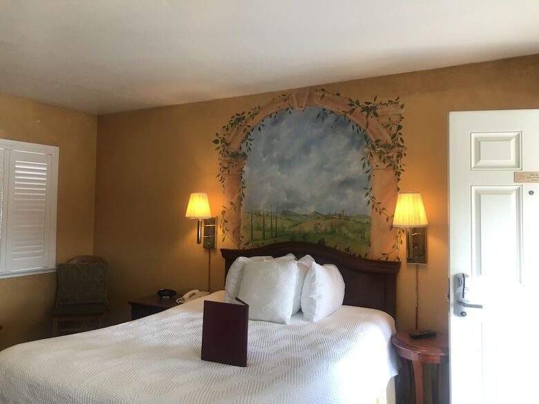 Hotel Chardonnay Lodge