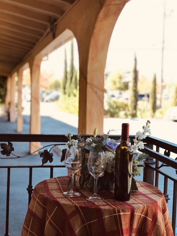 Hotel Chardonnay Lodge