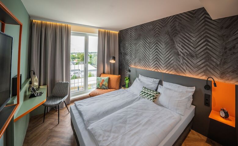 Loginn Hotel Berlin Airport