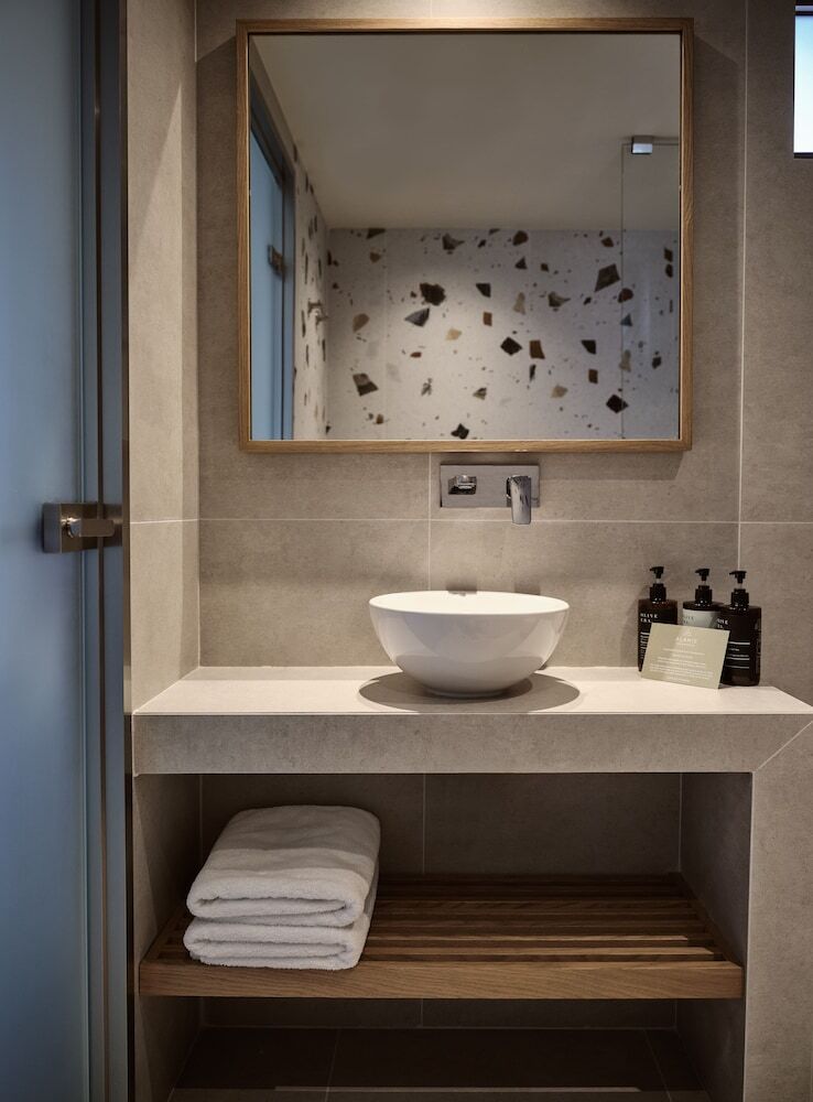 Aparthotel Alamis Hotel & Apartments