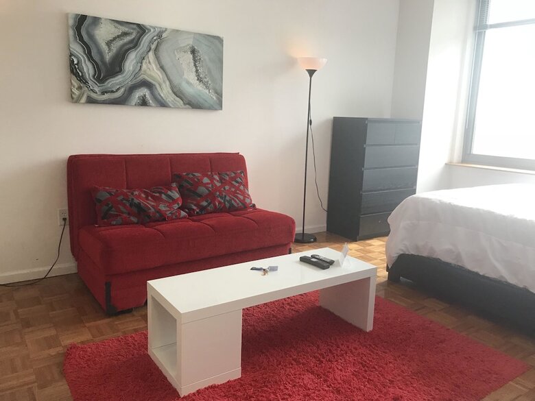 Aparthotel Downtown Luxury Suites