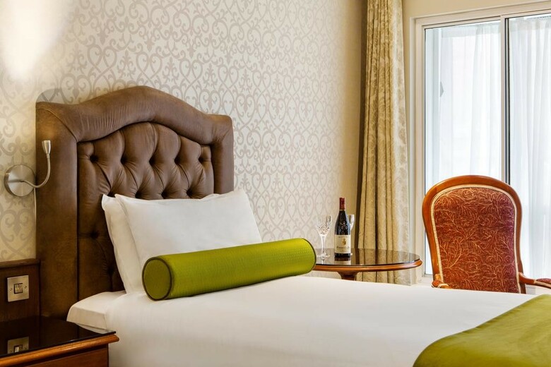 Hotel Drury Court