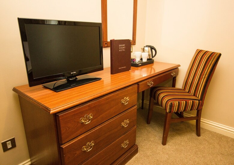 Hotel Drury Court