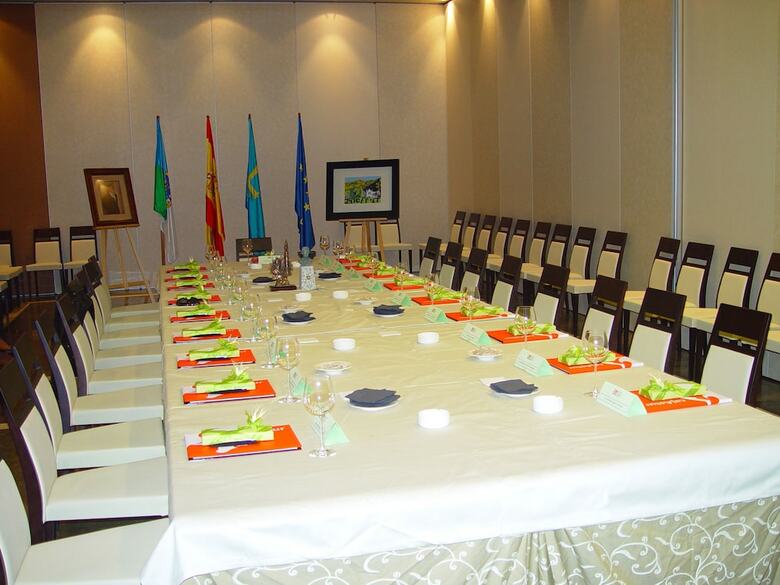 Azz Asturias Langrehotel & Spa