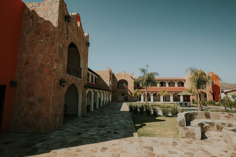 Hotel Hacienda Los Olivos