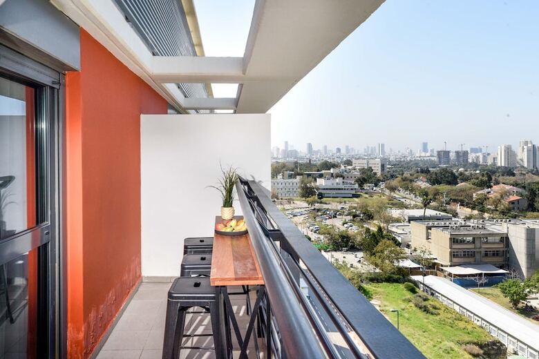 Hotel Tlv Tau By Seanrent