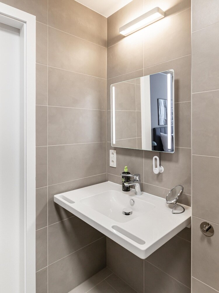 Limehome Berlin Luise-henriette-str.