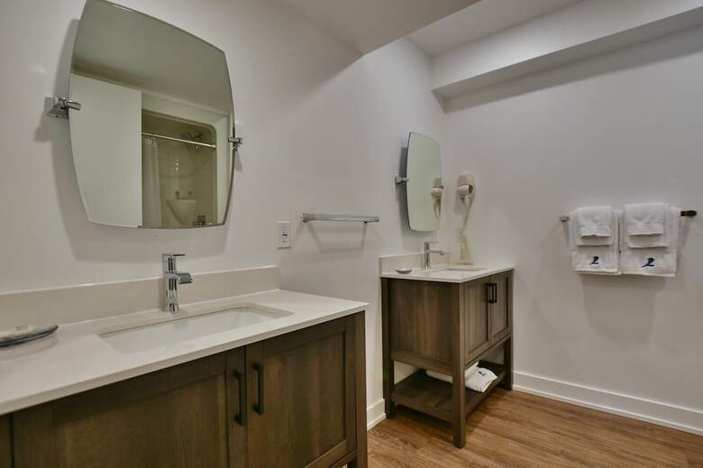 Hotel The Landing - Extended Stay Quarters