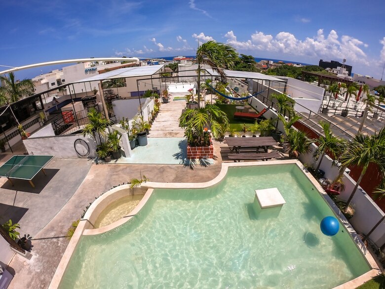 Hotel Izsla Suites