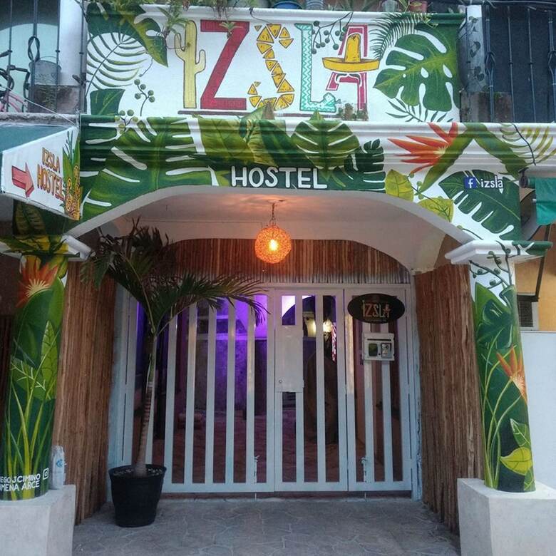 Hotel Izsla Suites