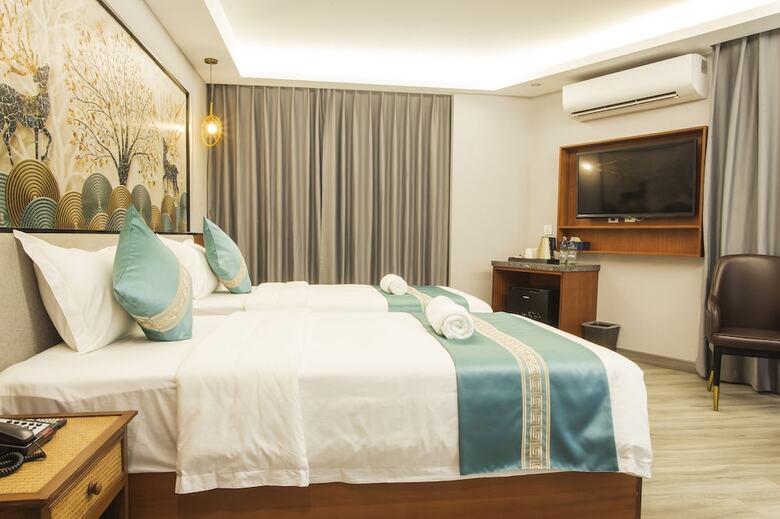 Thapae Twins Hotel