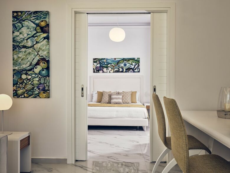 ?rcs Suites & Residences