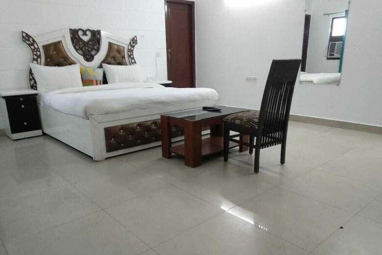 Hotel Red Stone
