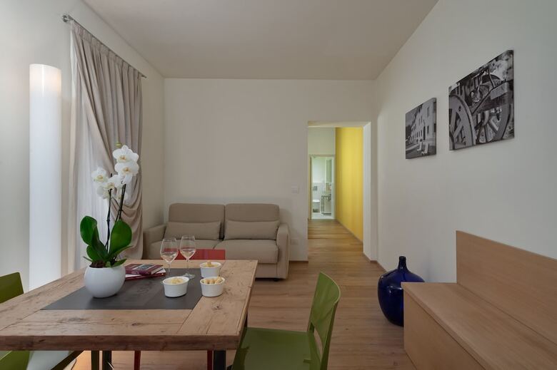 Massimago Wine Suites