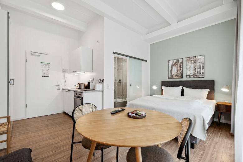 Limehome Munich Fritz-erler Str.
