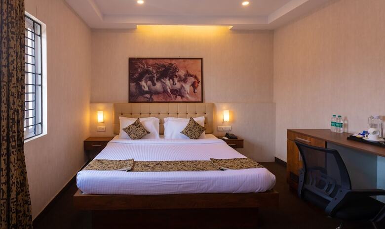 Hotel Vera By Bisque Brookefield