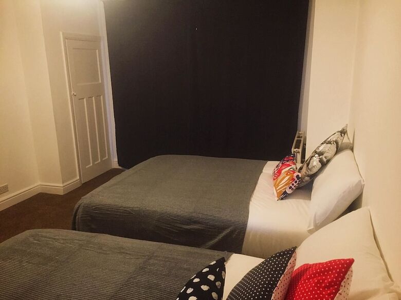 North London Cottage
