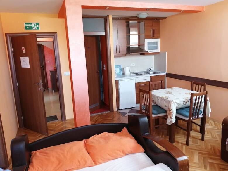 Aparthotel Apartments  Bella Mare Belgrade