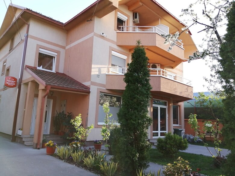 Aparthotel Apartments  Bella Mare Belgrade