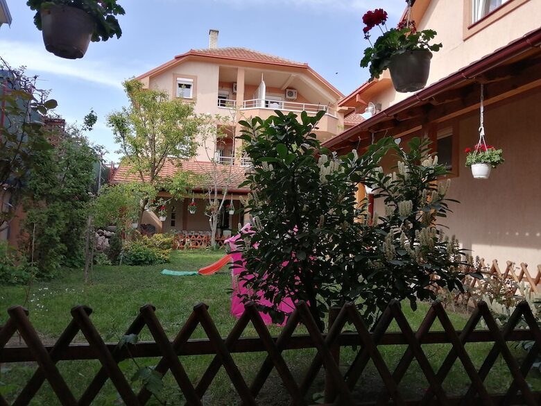 Aparthotel Apartments  Bella Mare Belgrade